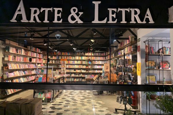 Livraria e Café Arte e Letra - Melhores cafeterias de Curitiba